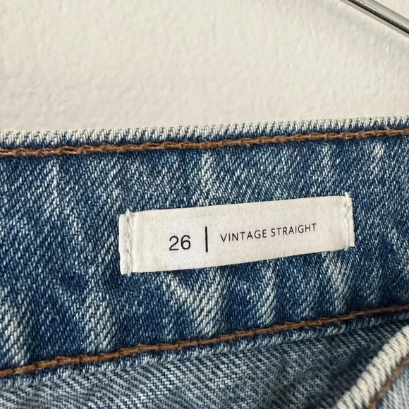 BLDWN Vintage Straight Jean in Vintage Blue. - Picture 5 of 7